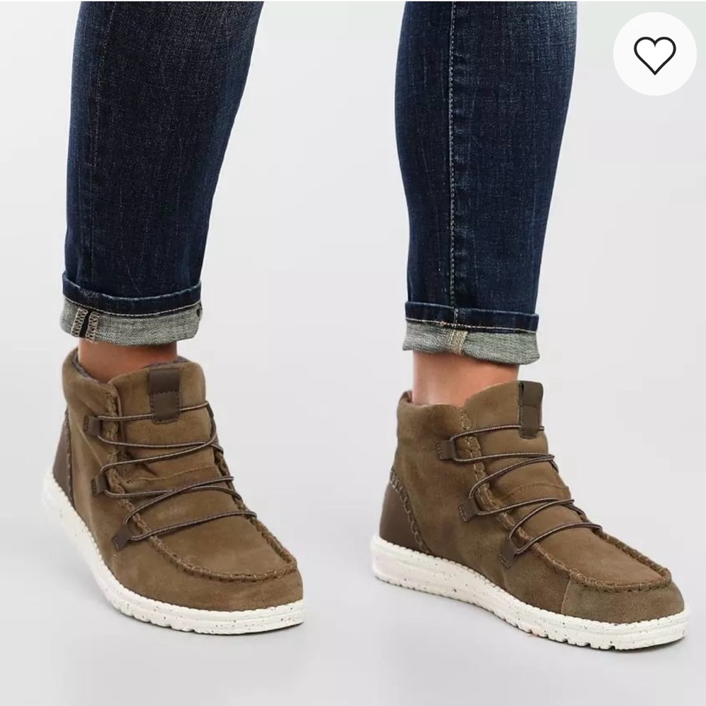 Hey Dude Lea Suede Boot- Hazelnut -Sz 10